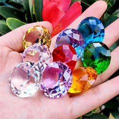 Crystal Diamond Shaped Paperweight