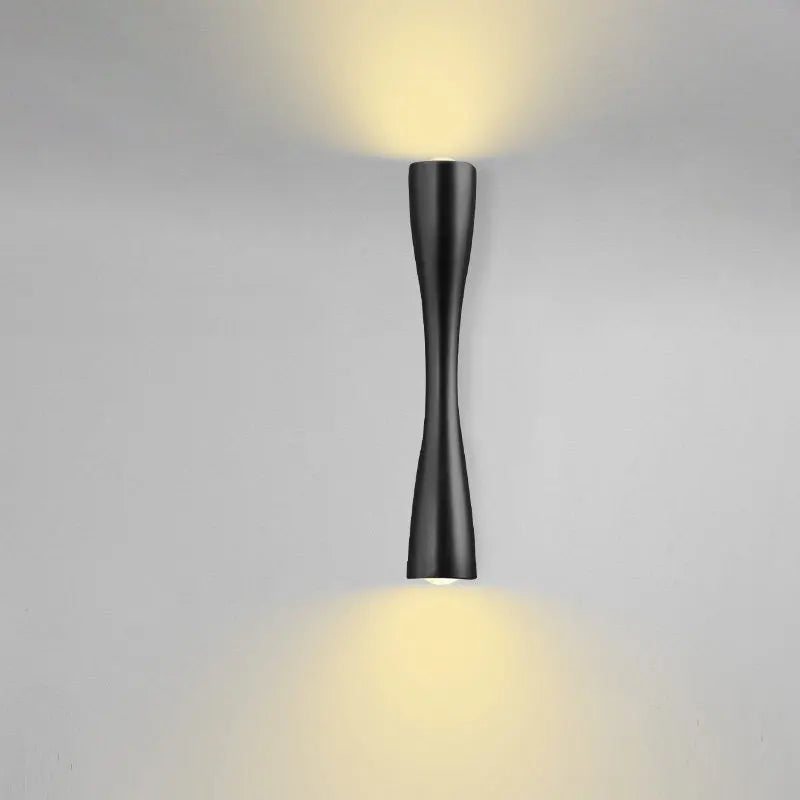 Modern minimalist wall lamp