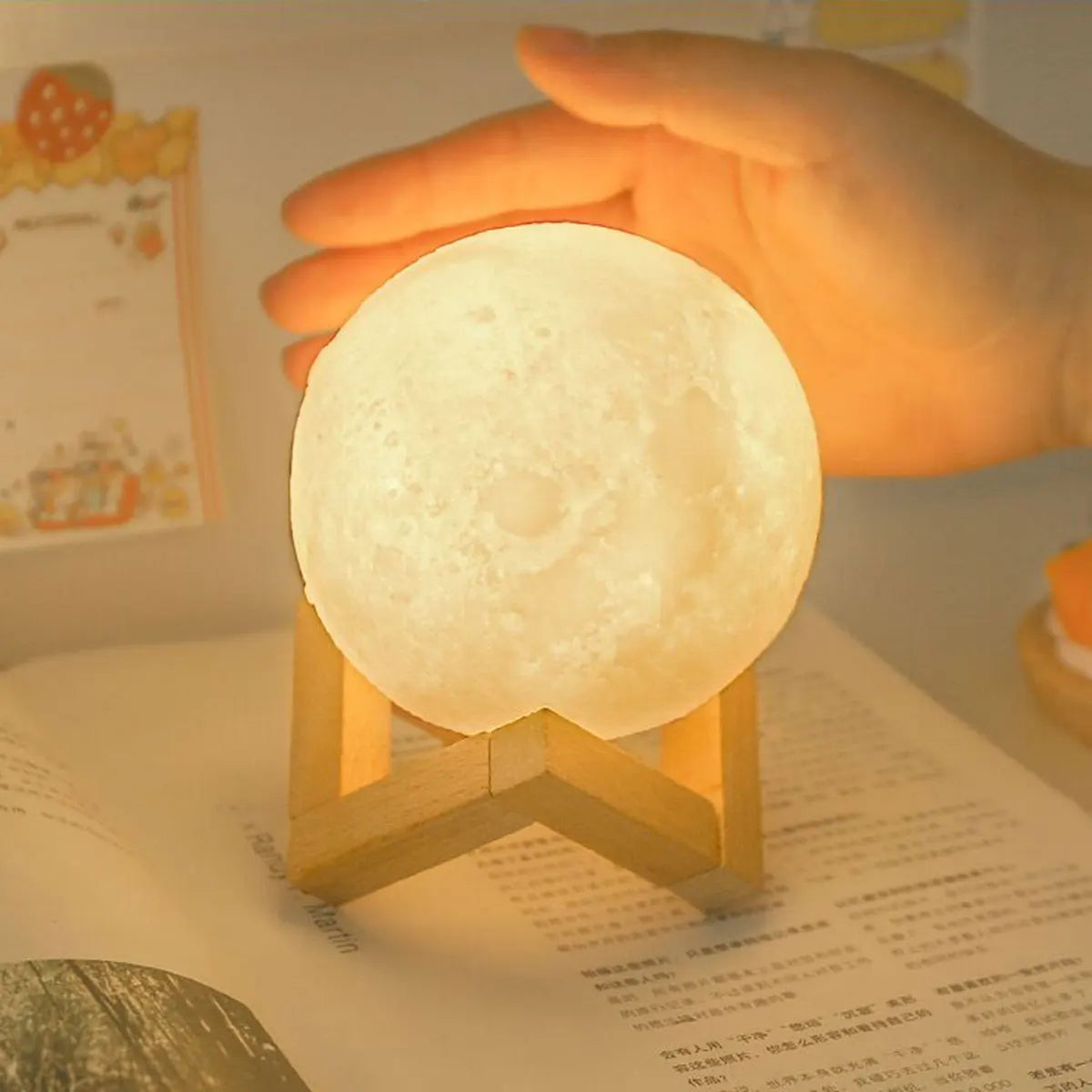 8cm Moom Night Light