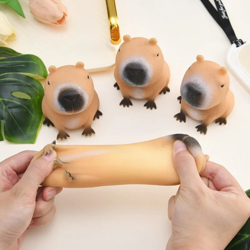 Mini Capybara Pinch Statue