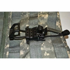 Multifunction Flashlight Clip